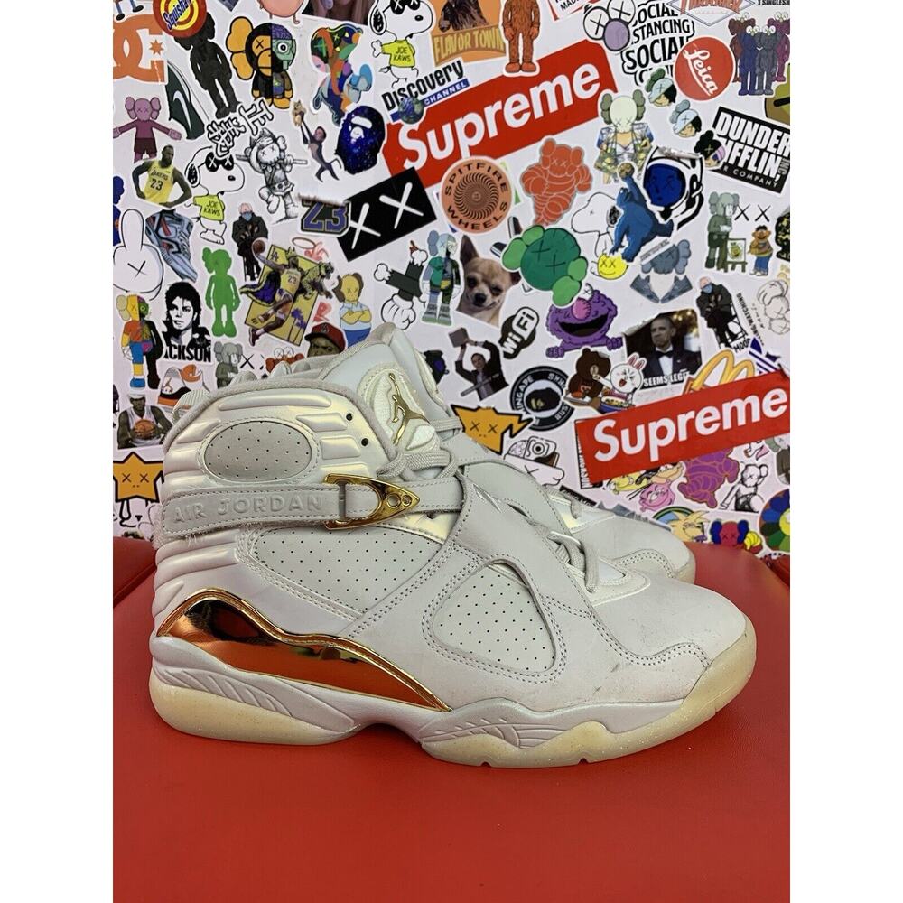 Size 9.5 - Air Jordan 8 Retro C&C Trophy 100% Authentic No Box